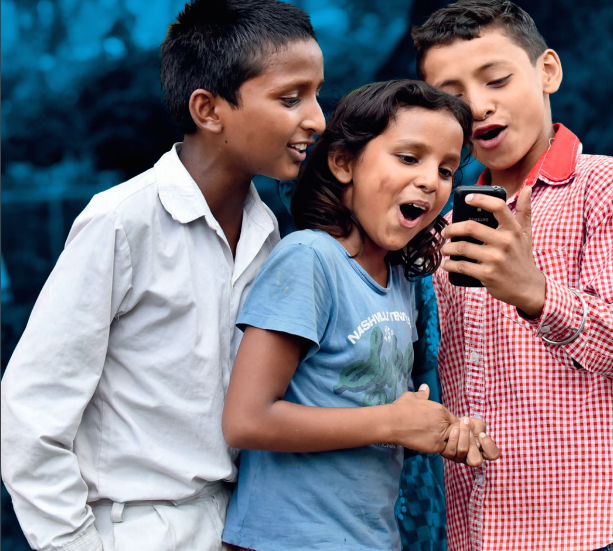 Design in the HCI Classroom: Setting a Research Agenda